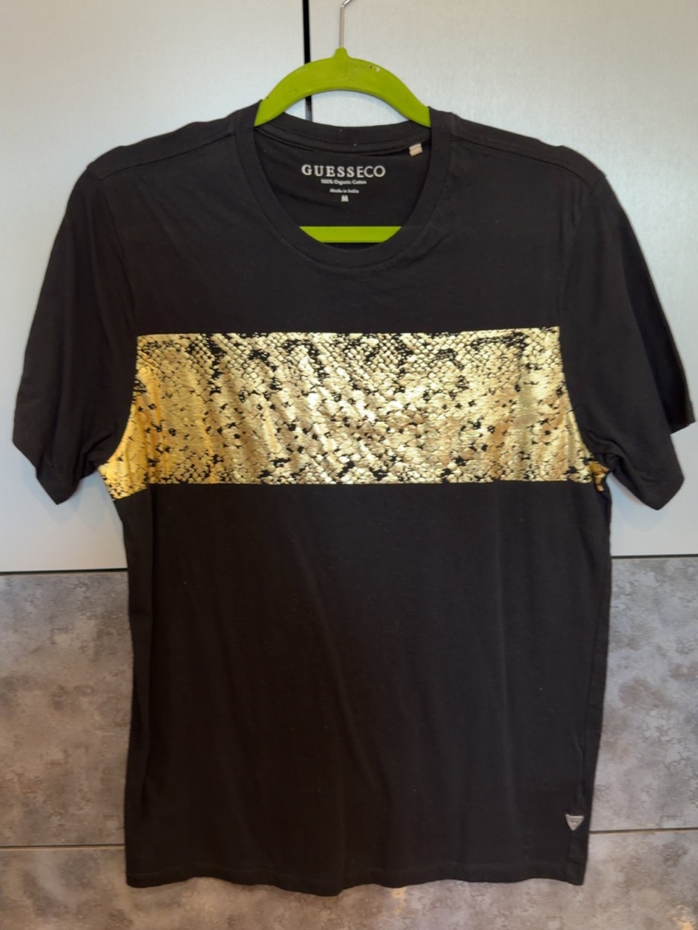 Guess t-shirt
